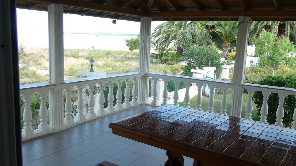 Seaside Villas Rental Кешме Экстерьер фото